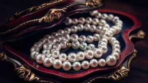 naszyjnikzperel-dlaciebielubnaprezent_wp