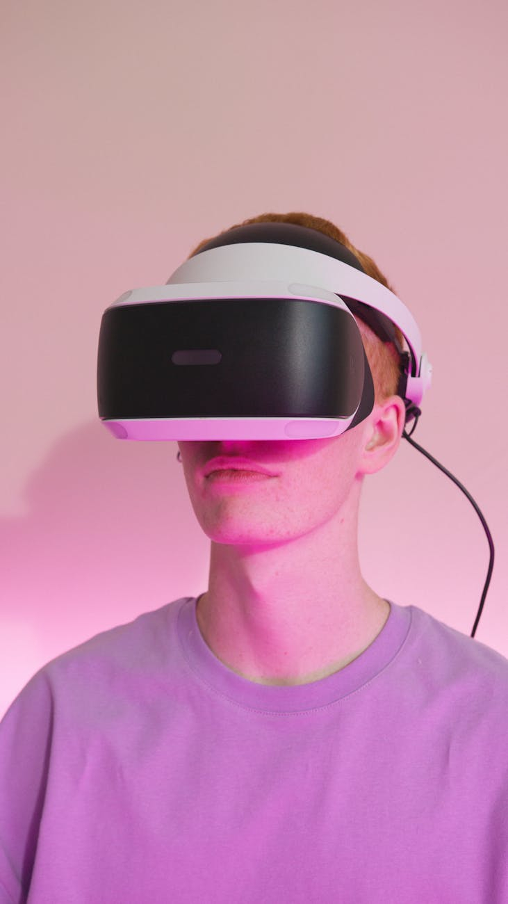 Gogle VR – idealny prezent na zakończenie roku szkolnego dla nastolatka